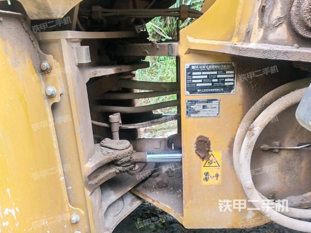 后驅(qū)動橋（液壓/傳動系統(tǒng)）