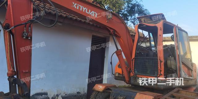新源XY75W-9挖掘機