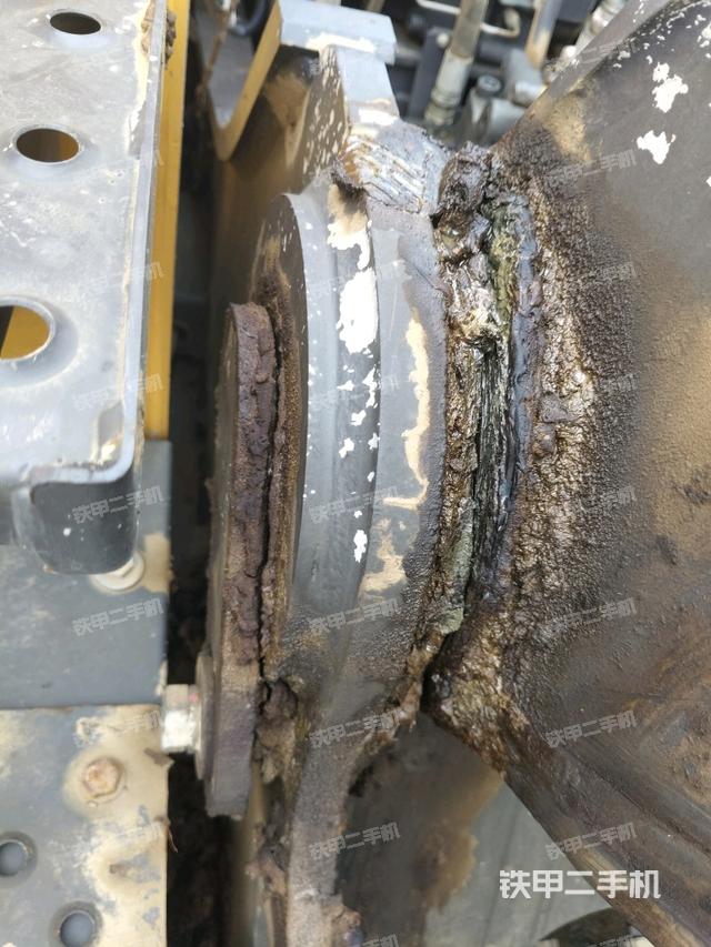 大臂根部?斜視（工作和回轉裝置）