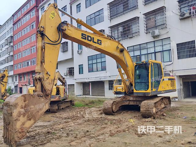 山東臨工E6205F挖掘機(jī)