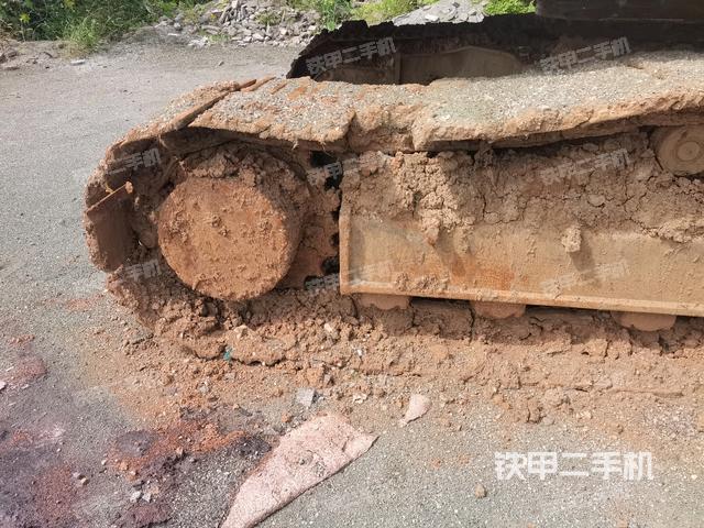 右導向輪（行走機構(gòu)）