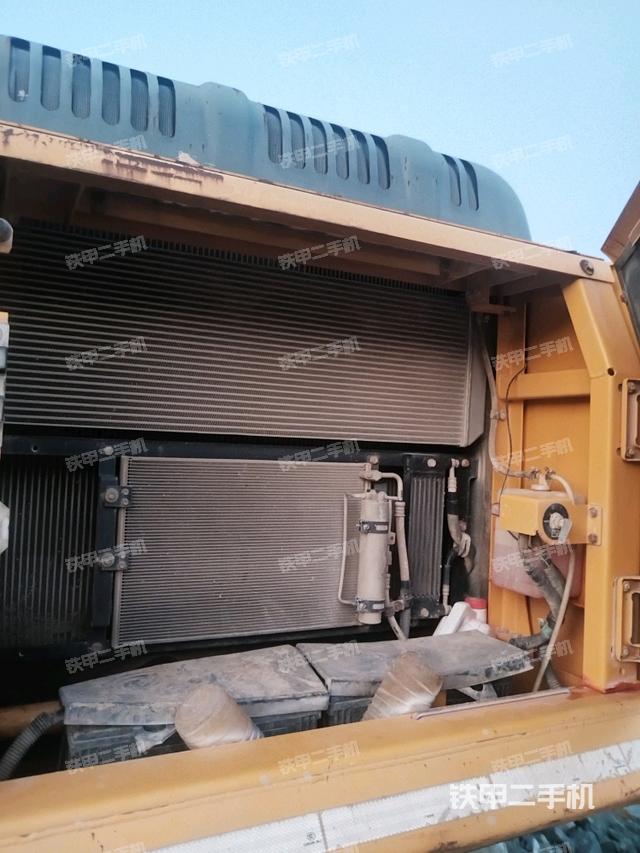 液压泵斜45 右（大件舱室）