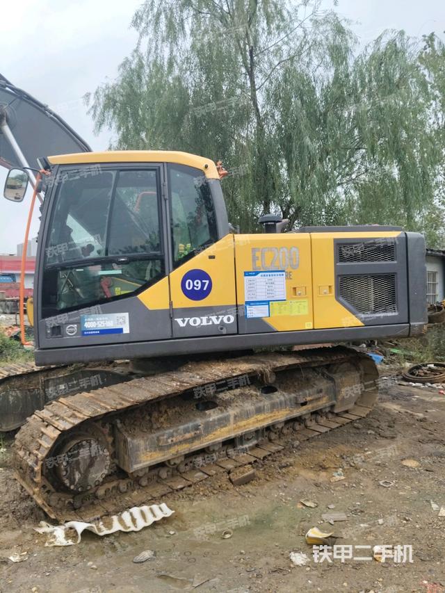 左后45（整機外觀）