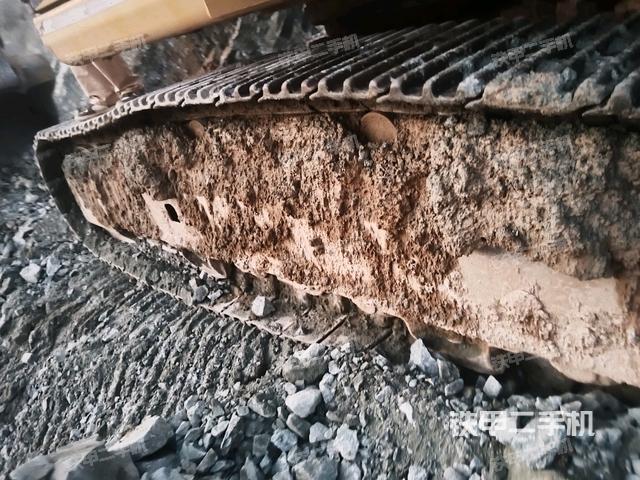 右驱动轮（行走机构）