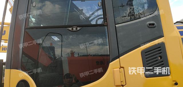 驾驶室整体（整机外观）