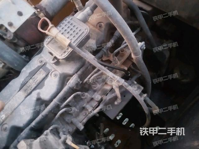 气门室盖螺丝特写（上车部件）