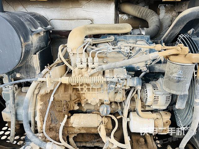 發(fā)動(dòng)機(jī)整體俯視（整機(jī)外觀）