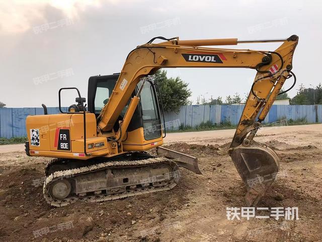 整機(jī)右后45°(整機(jī)外觀) 整機(jī)右后45°(整機(jī)外觀)