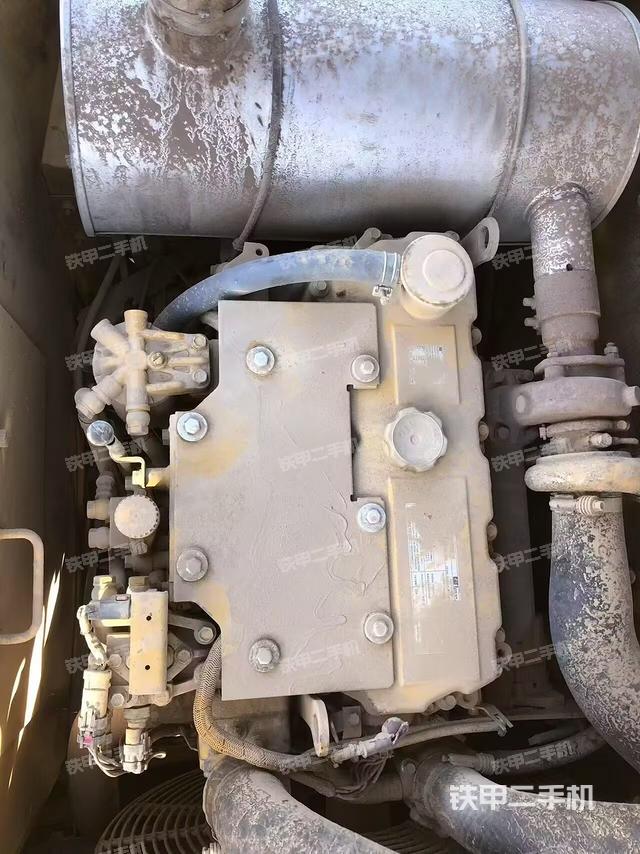 發(fā)動(dòng)機(jī)整體俯視(整機(jī)外觀) 發(fā)動(dòng)機(jī)整體俯視(整機(jī)外觀)