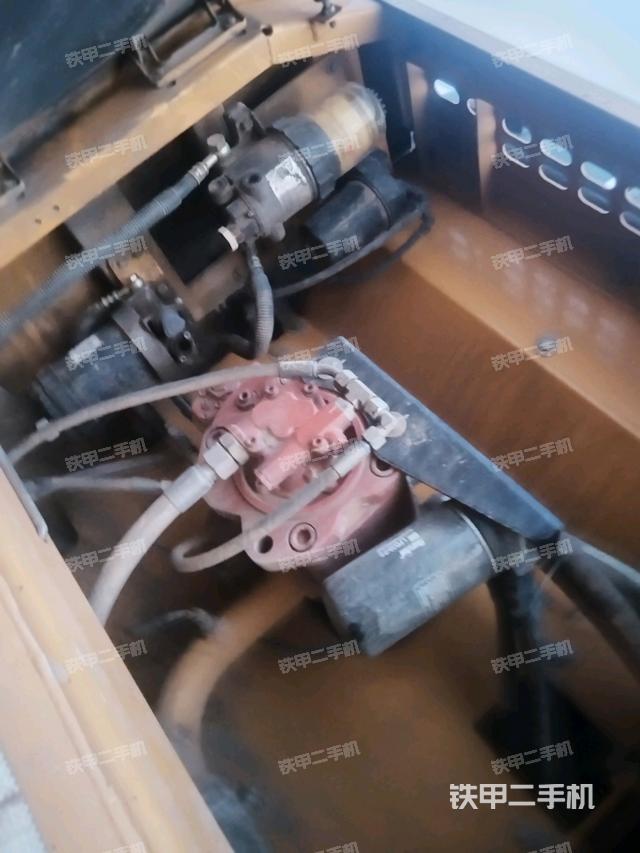 液压泵室（大件舱室）