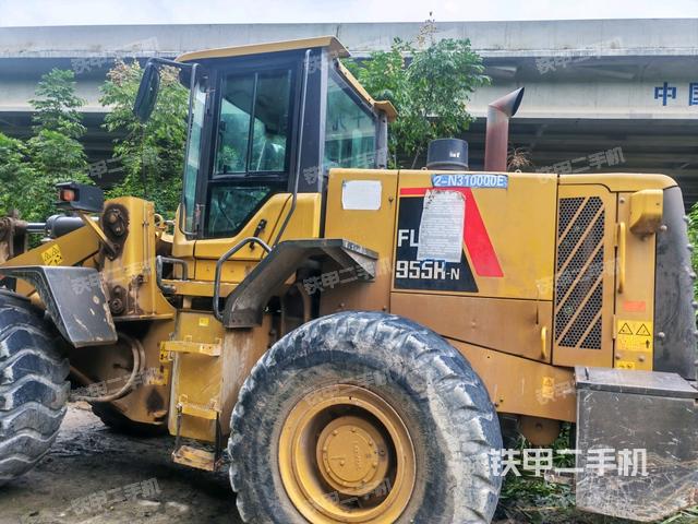 駕駛室頂部 外（駕駛室部分）