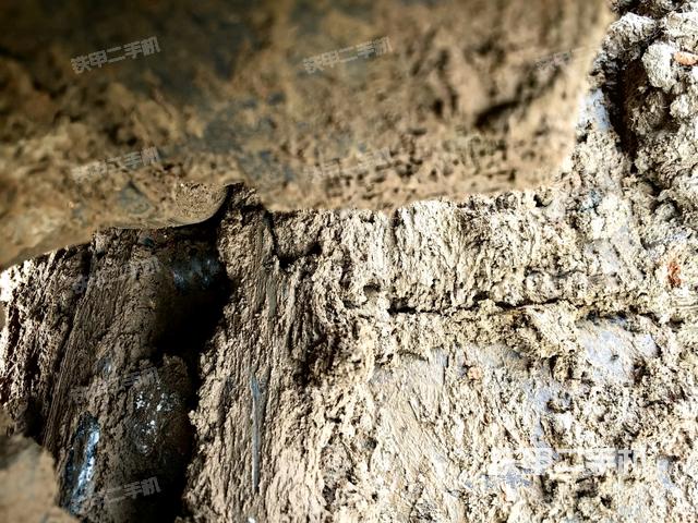 右驅(qū)動輪(行走機(jī)構(gòu)) 右驅(qū)動輪(行走機(jī)構(gòu))