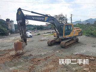 沃尔沃EC210B挖掘机实拍图片