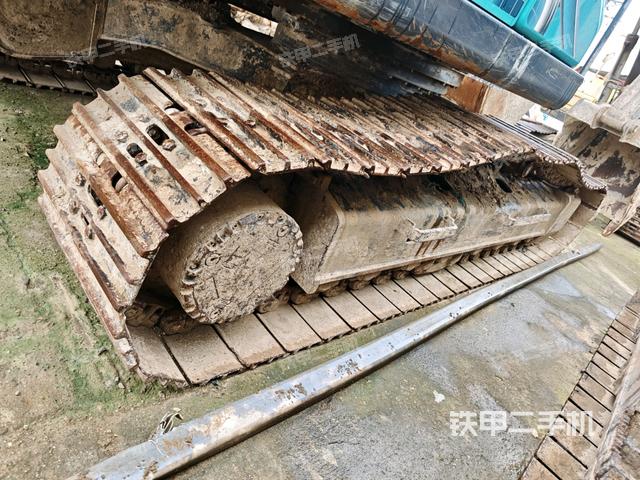 單側(cè)履帶整體（整機外觀）