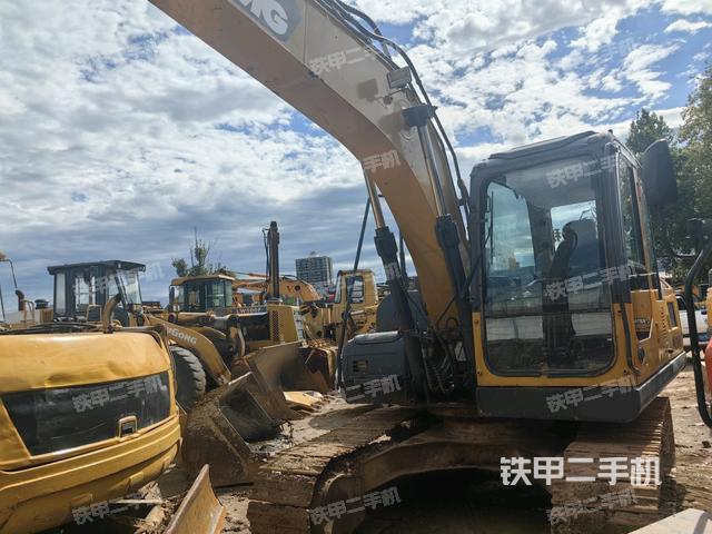 徐工XE135D挖掘機(jī)