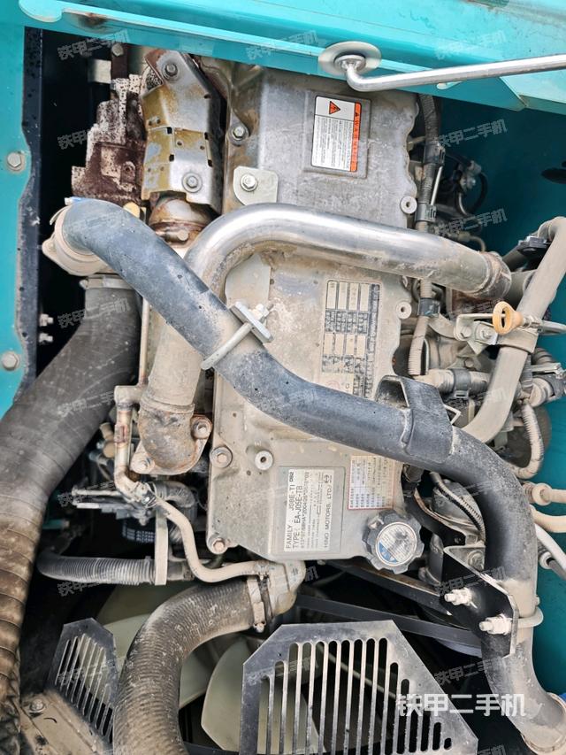 发动机整体俯视（整机外观）