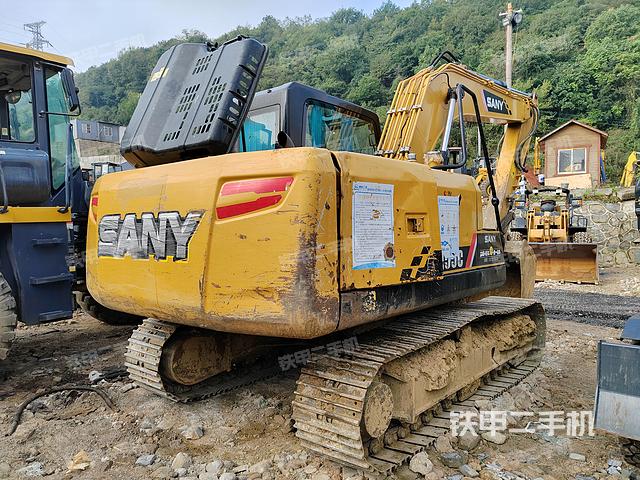 整機右后45°(整機外觀) 整機右后45°(整機外觀)