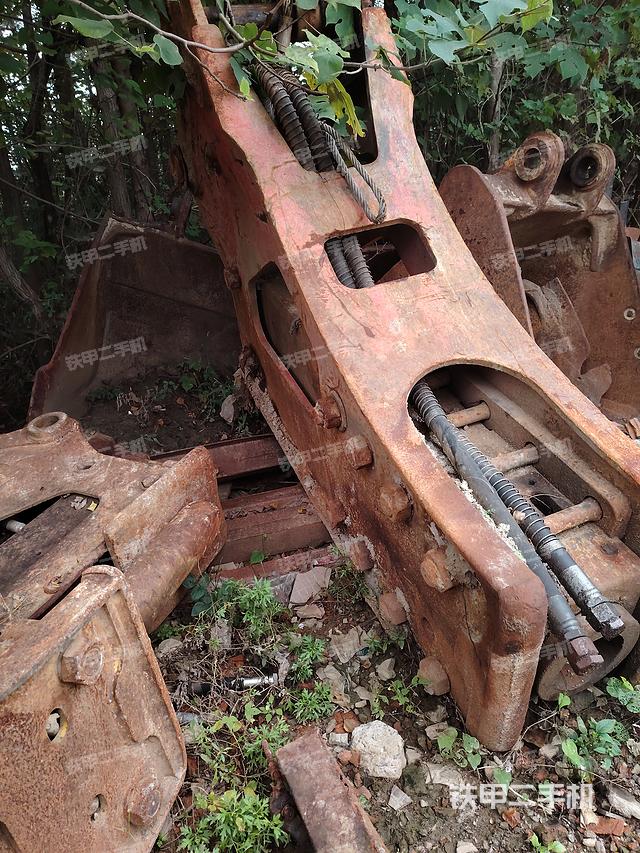 整机右后45°（设备外观及核心部件）