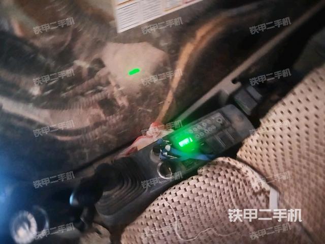 座椅后部（驾驶室部分）