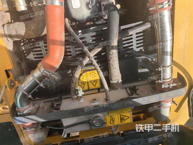 水箱+風(fēng)扇特寫(上車部件) 水箱+風(fēng)扇特寫(上車部件)