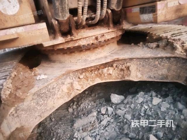 转盘和下车架正前（工作和回转装置）