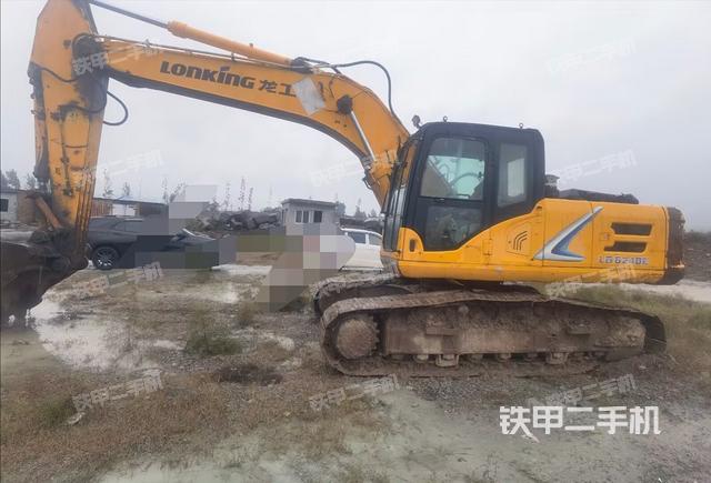 龍工LG6240E挖掘機(jī)
