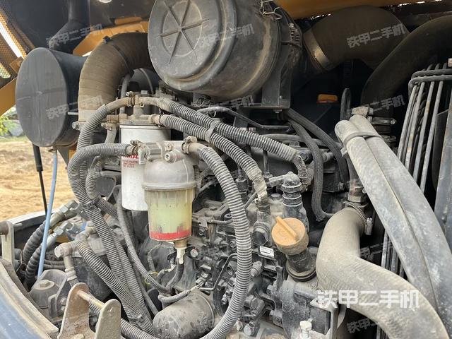 发动机整体俯视（整机外观）