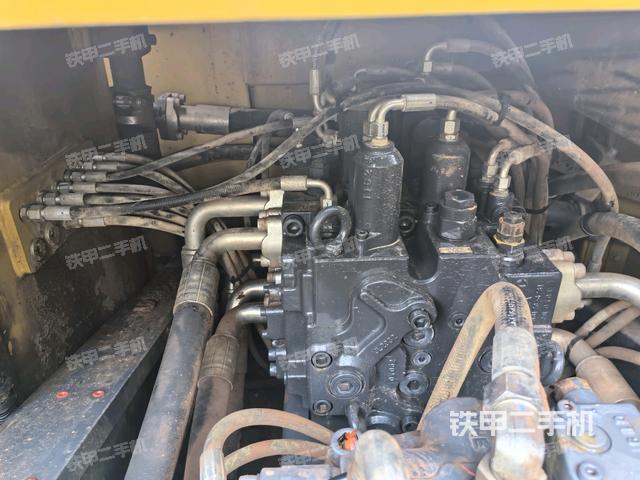 水箱+風(fēng)扇特寫(上車部件) 水箱+風(fēng)扇特寫(上車部件)