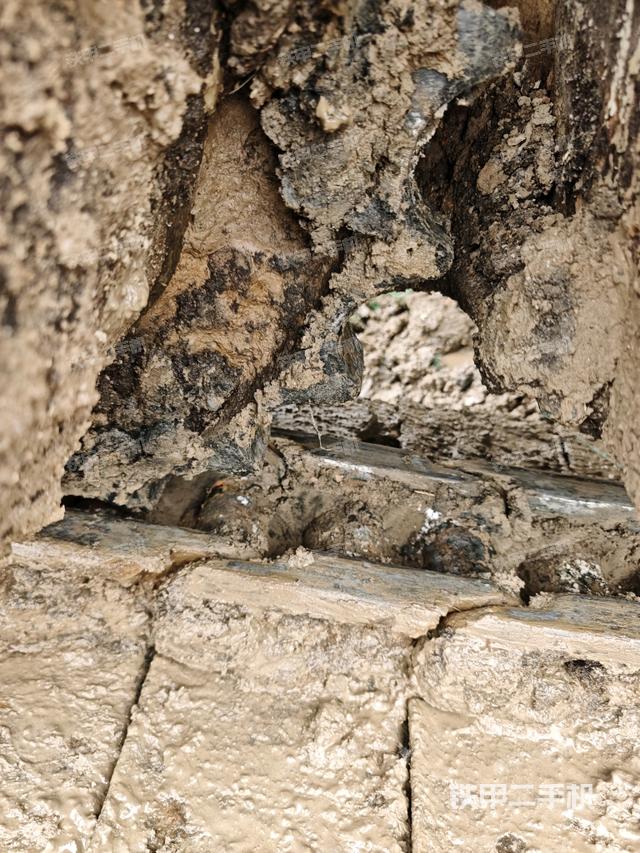 左導(dǎo)向輪（行走機(jī)構(gòu)）