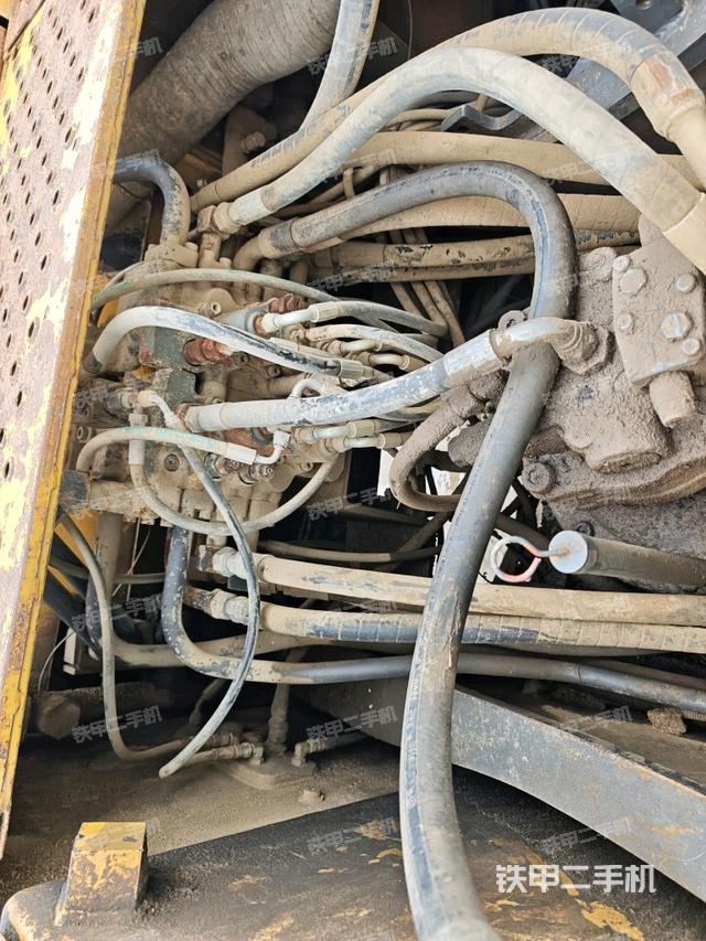 液壓泵室（大件艙室）