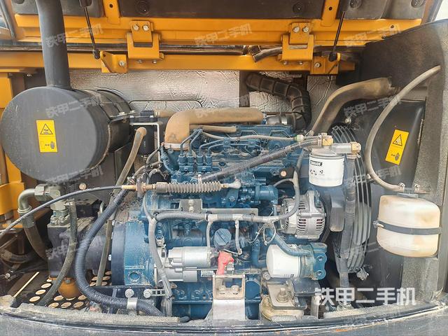 发动机整体俯视（整机外观）