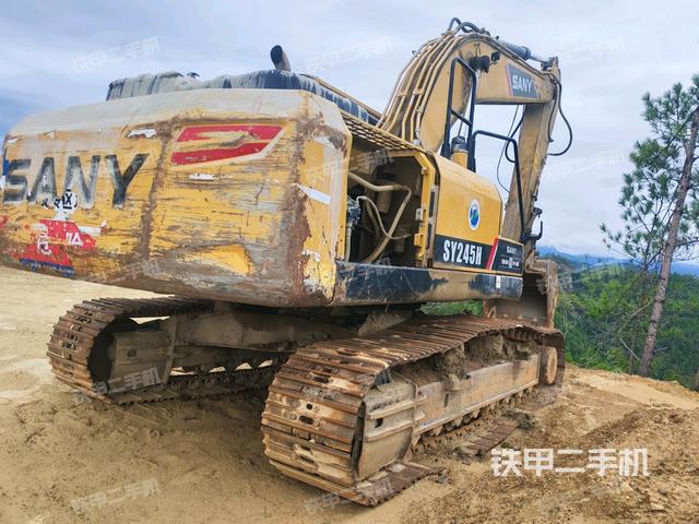 右后45(整机外观) 右后45(整机外观)