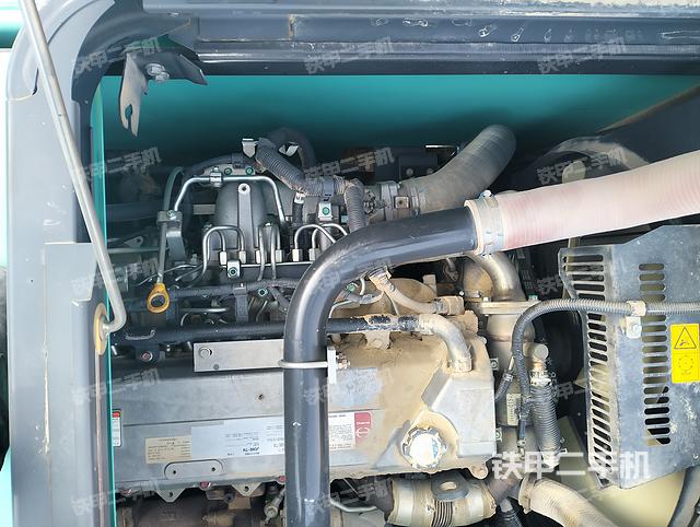 發(fā)動(dòng)機(jī)整體俯視（整機(jī)外觀）