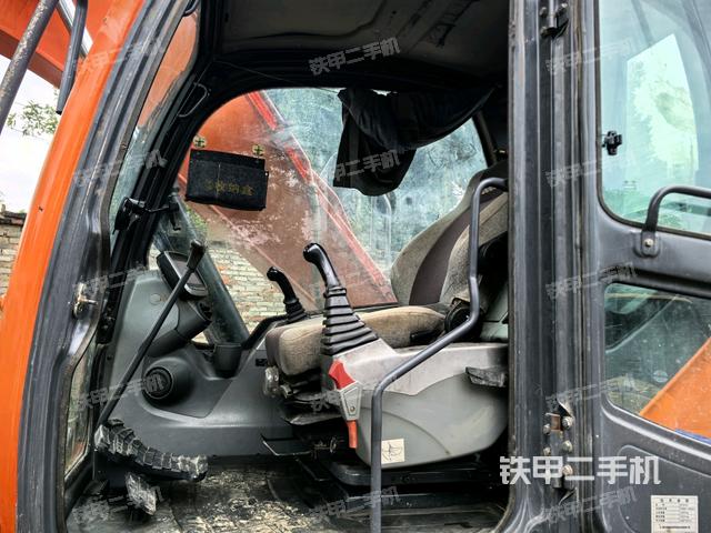 座椅后部(駕駛室部分) 座椅后部(駕駛室部分)