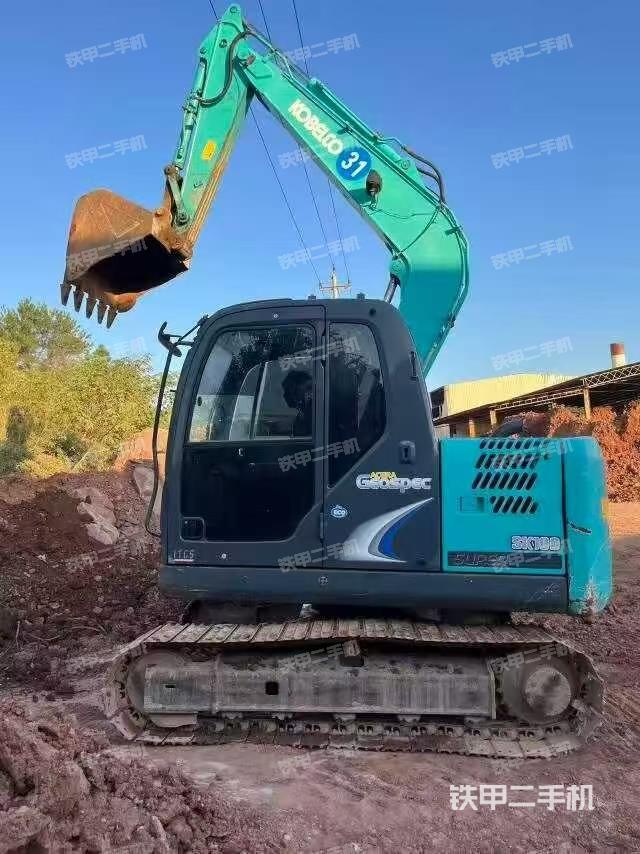 右后45(整機(jī)外觀) 右后45(整機(jī)外觀)