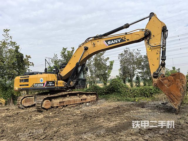 单侧履带整体(整机外观) 单侧履带整体(整机外观)