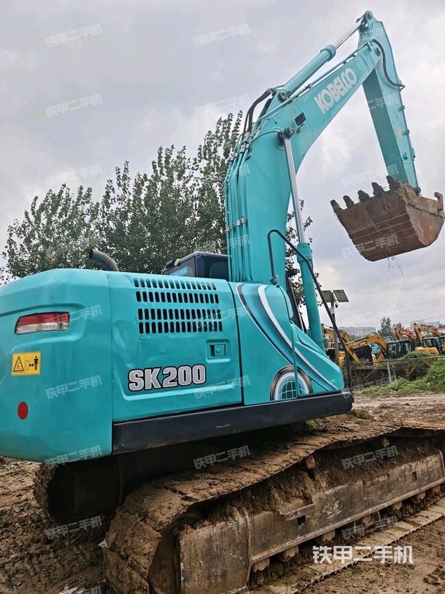 整機右后45°（整機外觀）