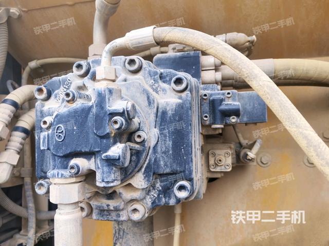 液压泵斜45 左(大件舱室) 液压泵斜45 左(大件舱室)