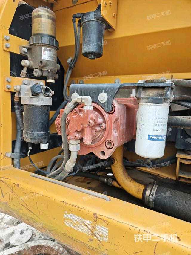 散熱器正面（大件艙室）