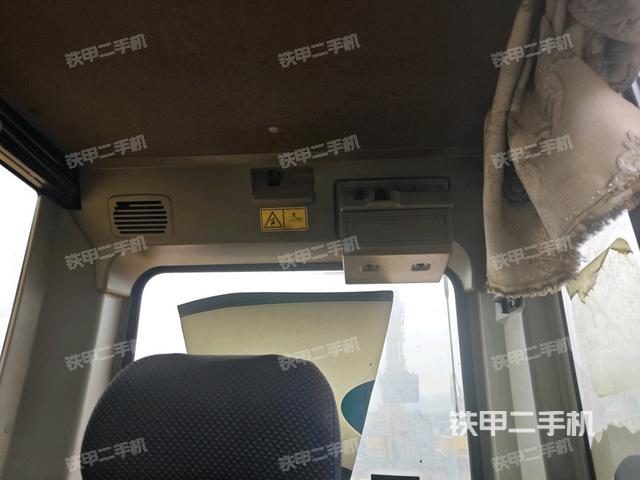 座椅后部(駕駛室部分) 座椅后部(駕駛室部分)