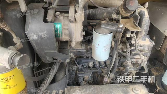 发动机整体俯视(整机外观) 发动机整体俯视(整机外观)