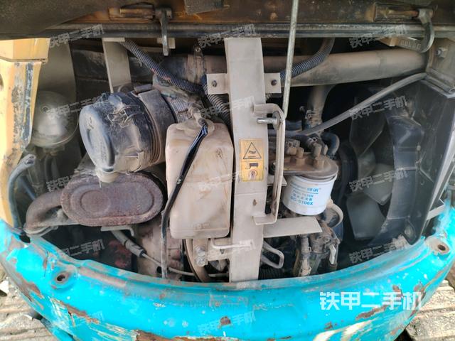 發(fā)動(dòng)機(jī)整體俯視（整機(jī)外觀）