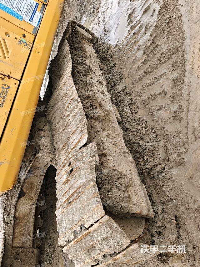 单侧履带整体（整机外观）