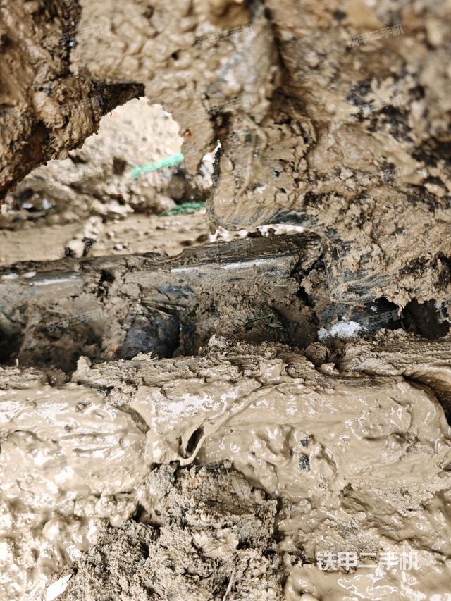 右側(cè)行走馬達(dá)蓋板（行走機(jī)構(gòu)）