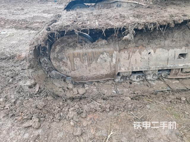 左驱动轮(行走机构) 左驱动轮(行走机构)