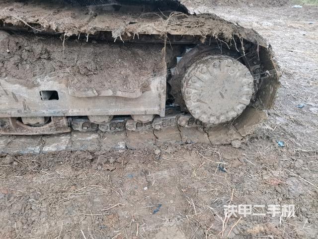 右驱动轮(行走机构) 右驱动轮(行走机构)
