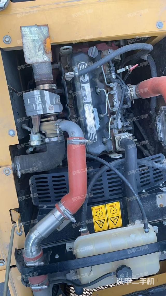 发动机整体俯视（整机外观）