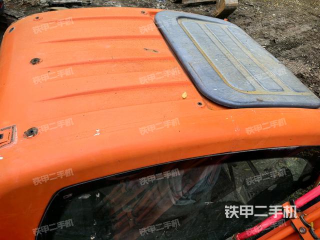 駕駛室頂部俯視(上車部件) 駕駛室頂部俯視(上車部件)
