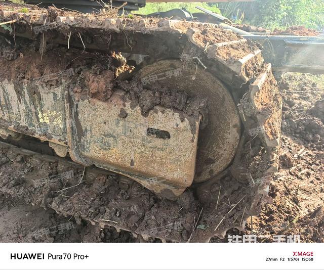 右導(dǎo)向輪（行走機構(gòu)）