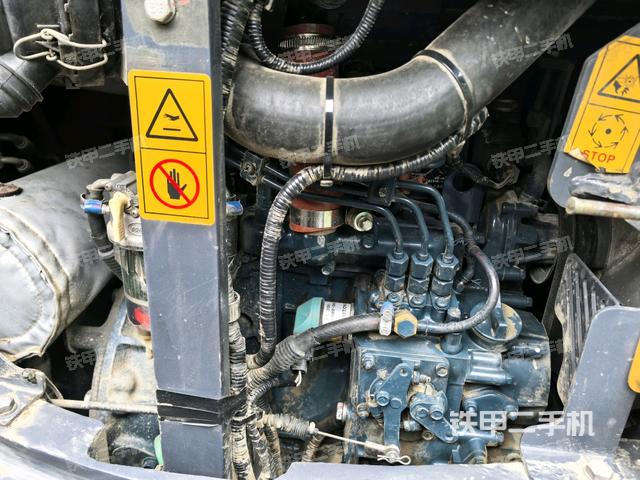 發(fā)動機(jī)室(上車部件) 發(fā)動機(jī)室(上車部件)